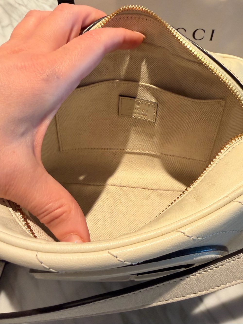 Gucci White/ivory blondie Leather Crossbody Bag - Picture 11 of 11